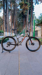 SANTA CRUZ Tallboy 4